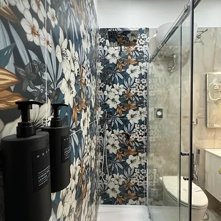 Murolo's ゲストハウス