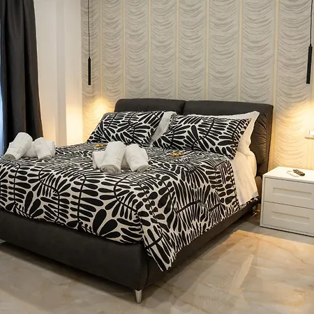 ゲストハウス Murolo's