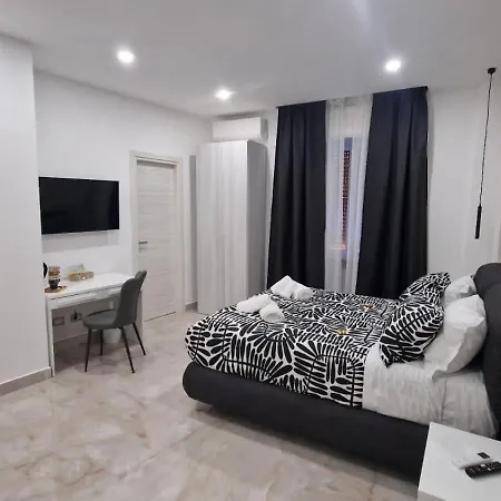 ゲストハウス Murolo's