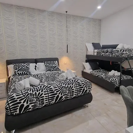 Murolo's ゲストハウス 3*