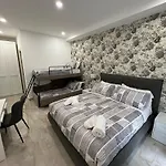 Murolo's 3*